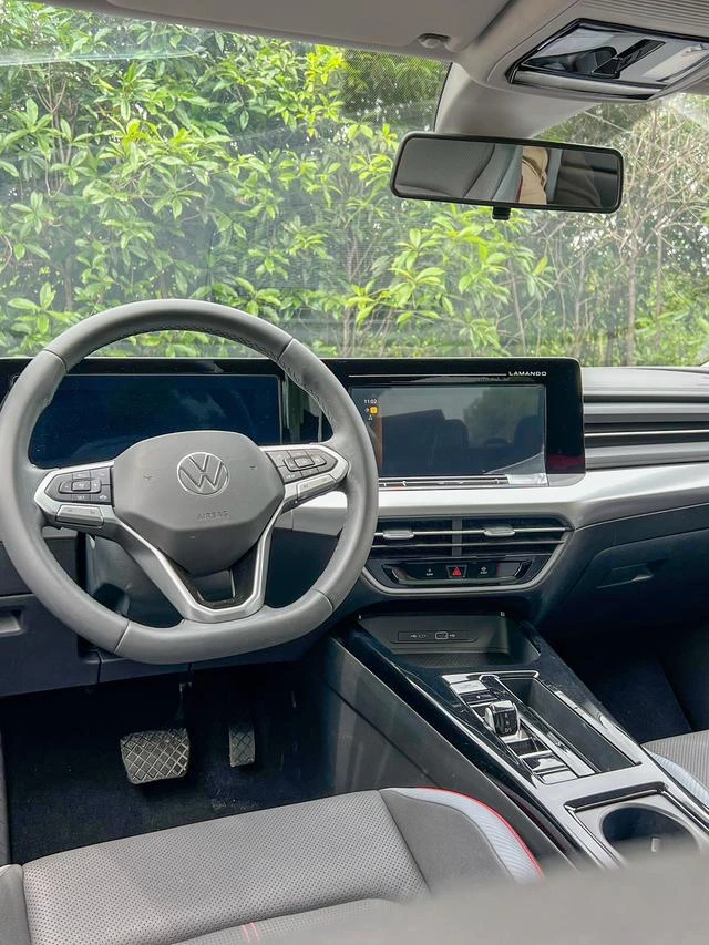 Volkswagen Lamando 2022 Lamando L 280TSI DSG Spicy Edition interior photo 9