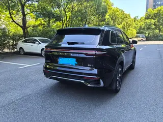 Geely Monjaro 2025 2.0TD Versión en la nube con tracción en dos ruedas exterior foto 4 Geely Monjaro 2025 2.0TD Versión en la nube con tracción en dos ruedas exterior foto 4