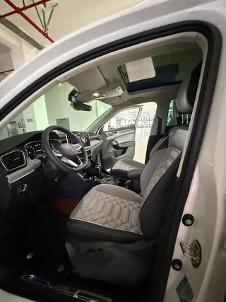 Volkswagen Tayron 2024 330TSI Tracción a dos ruedas de lujo Plus Versión avanzada interior foto 6 Volkswagen Tayron 2024 330TSI Tracción a dos ruedas de lujo Plus Versión avanzada interior foto 6
