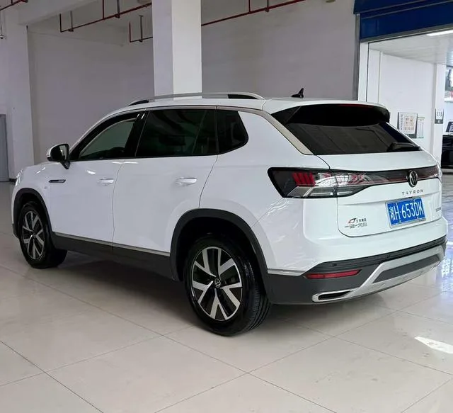 Volkswagen Tayron 2024 330TSI Tracción a dos ruedas de lujo Plus Versión avanzada interior foto 7 Volkswagen Tayron 2024 330TSI Tracción a dos ruedas de lujo Plus Versión avanzada interior foto 7