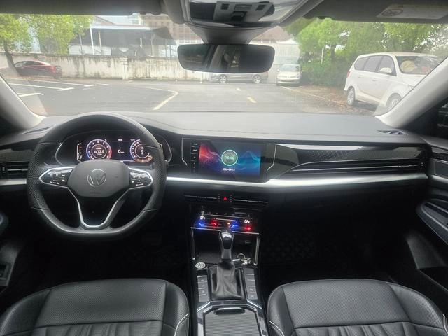 Volkswagen Passat 2023 Модификация 330TSI Роскошная версия экстерьер фото 5
