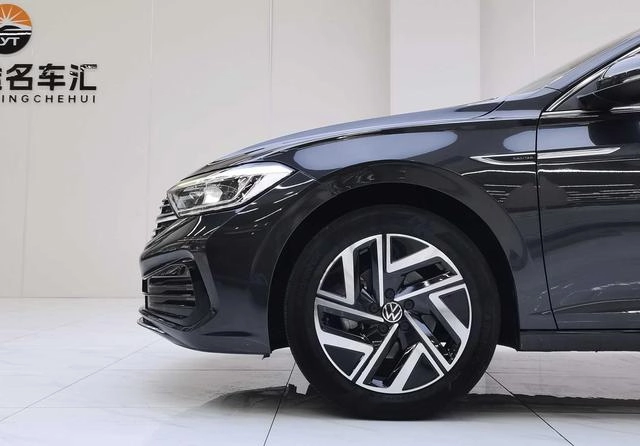 Volkswagen Sagitar 2023 300TSI DSG Premium Edition exterior photo 8