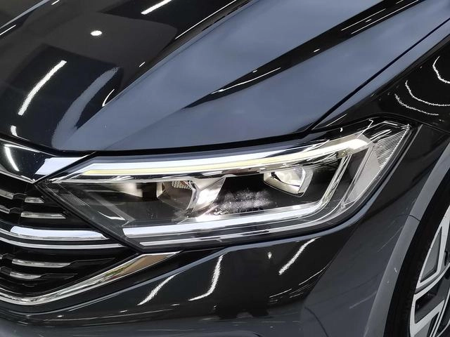 Volkswagen Sagitar 2023 300TSI DSG Premium Edition exterior photo 10