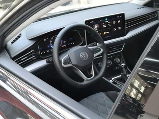 Volkswagen Sagitar 2023 300TSI DSG Premium Edition interior photo 13