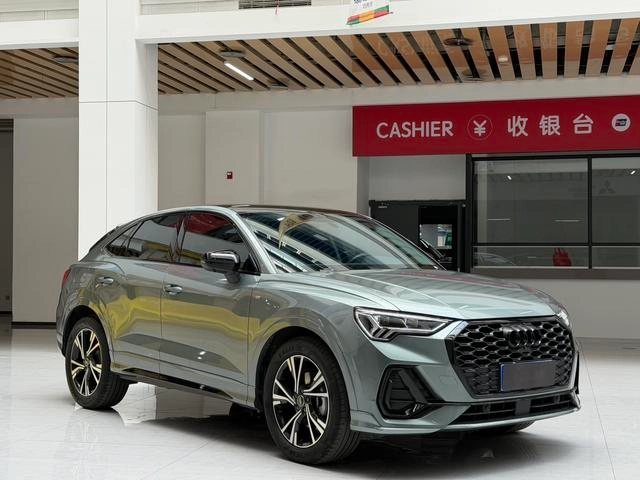 Audi Q3 Sportback 2022 40 TFSI Fashionable exterior photo 3