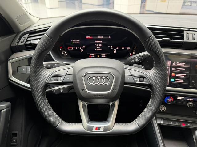 Audi Q3 Sportback 2022 40 TFSI Fashionable interior photo 15