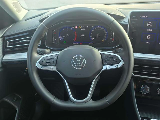Volkswagen Sagitar 2023 300TSI DSG Premium Edition exterior photo 4