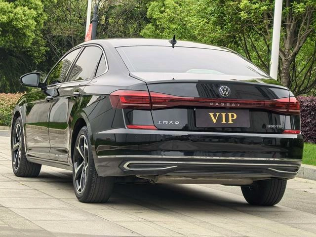 Volkswagen Passat 2023 330TSI Star Star Premium Edition extérieur photo 4
