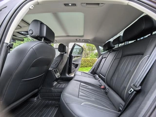Volkswagen Passat 2023 330TSI Star Star Premium Edition intérieur photo 12