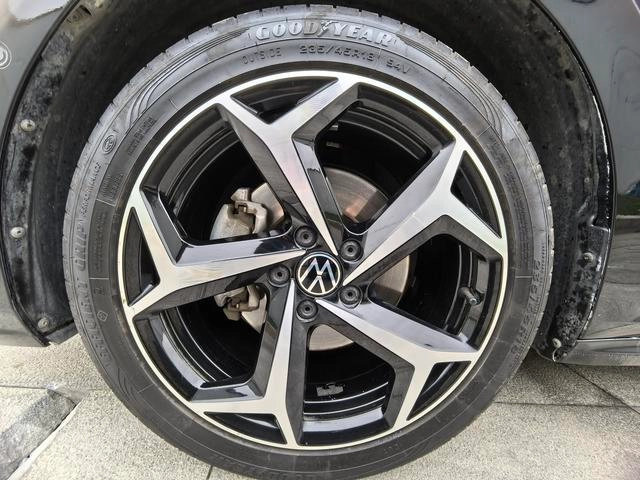 Volkswagen Passat 2023 330TSI Star Star Premium Edition intérieur photo 17