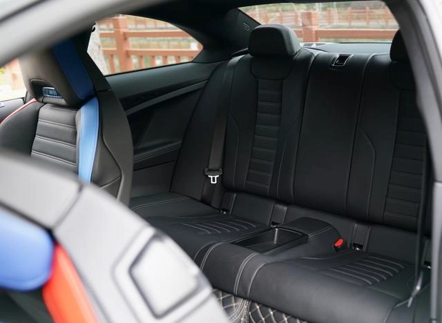 BMW M2 2024 M2 Coupe interior photo 12