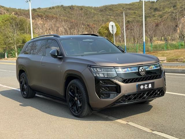 Volkswagen Teramont 2025 Teramont Pro 450TSI Version de pointe à quatre roues motrices extérieur photo 3