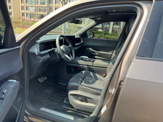 Volkswagen Teramont 2025 Teramont Pro 450TSI Version de pointe à quatre roues motrices extérieur photo 10