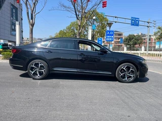 Volkswagen Passat 2023 Reforma 330TSI Edición Star Elite exterior foto 4 Volkswagen Passat 2023 Reforma 330TSI Edición Star Elite exterior foto 4