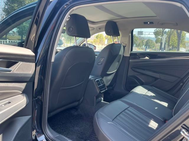 Volkswagen Passat 2023 Reforma 330TSI Edición Star Elite interior foto 8 Volkswagen Passat 2023 Reforma 330TSI Edición Star Elite interior foto 8