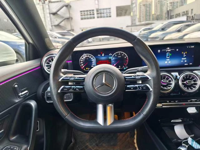 Mercedes-Benz A-Class 2023 A 200 L Sport Sedan Fashion Edition interior photo 10