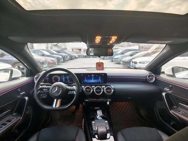 Mercedes-Benz A-Class 2023 A 200 L Sport Sedan Fashion Edition interior photo 11