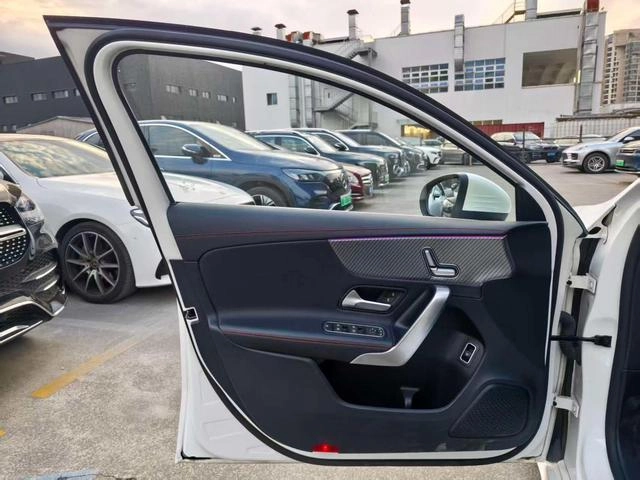 Mercedes-Benz A-Class 2023 A 200 L Sport Sedan Fashion Edition interior photo 15