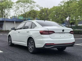 Volkswagen Lavida 2023 1.5L Versión automática exterior foto 3