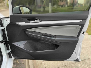 Volkswagen Golf 2021 280TSI DSG Pro interior photo 15