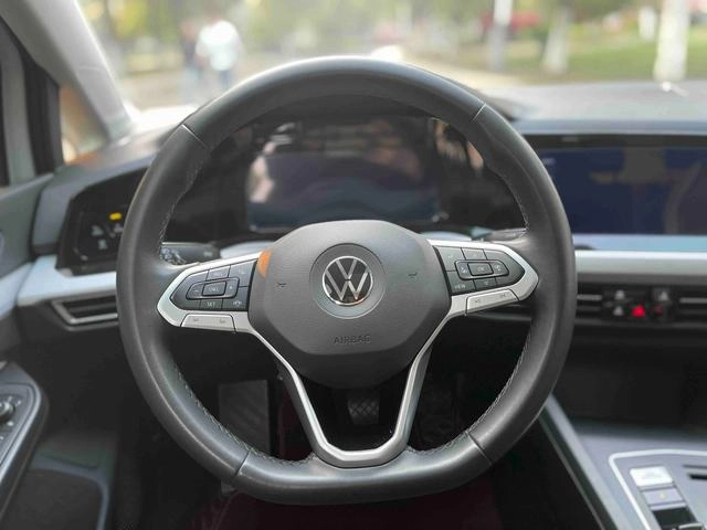 Volkswagen Golf 2021 280TSI DSG Pro interior photo 18