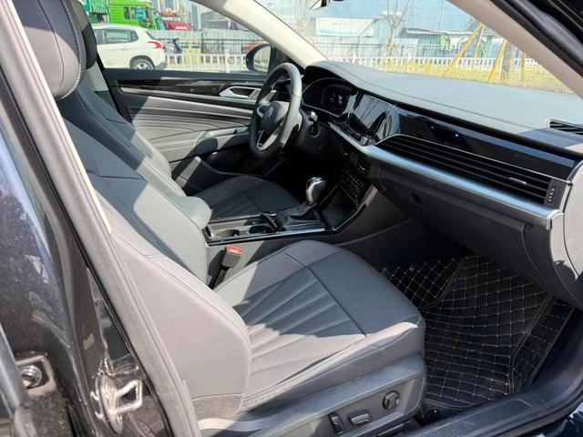 Volkswagen Passat 2025 outstanding 380TSI Star Dragon Edition exterior photo 9