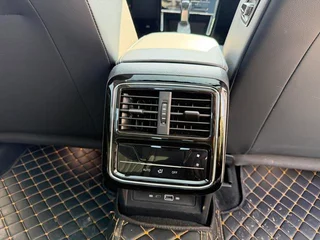 Volkswagen Passat 2025 outstanding 380TSI Star Dragon Edition interior photo 15