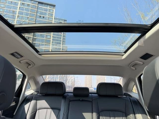 Volkswagen Passat 2025 outstanding 380TSI Star Dragon Edition interior photo 18
