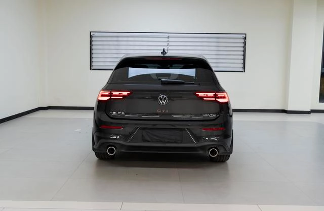 Volkswagen Golf GTI 2023 380TSI DSG GTI extérieur photo 4