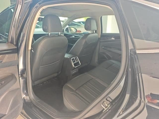 Volkswagen Passat 2023 Restyling 280TSI Business Edition interior photo 8