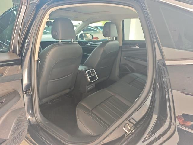 Volkswagen Passat 2023 Restyling 280TSI Business Edition interior photo 8