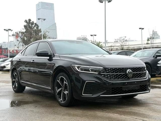 Volkswagen Passat 2023 330TSI Звездное небо Deluxe Edition экстерьер фото 3 Volkswagen Passat 2023 330TSI Звездное небо Deluxe Edition экстерьер фото 3
