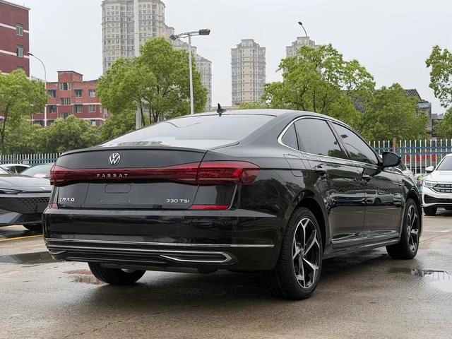 Volkswagen Passat 2023 330TSI Звездное небо Deluxe Edition экстерьер фото 6 Volkswagen Passat 2023 330TSI Звездное небо Deluxe Edition экстерьер фото 6