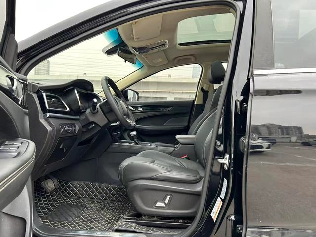 Jetour X90 2019 1.5T DCT Tipo de disfrute inteligente 5 Asiento País VI interior foto 13