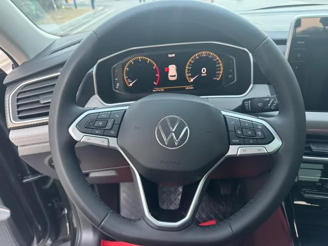 Volkswagen Tayron 2024 330TSI Two-wheel drive luxury Plus Advanced version interior photo 12