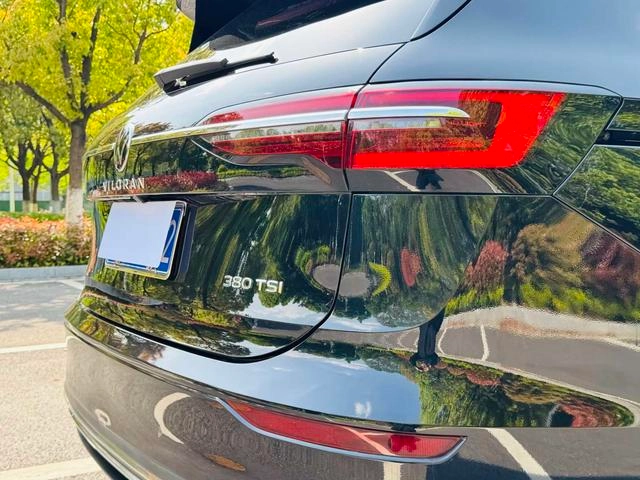 Volkswagen Viloran 2020 380TSI Премиум-версия интерьер фото 19