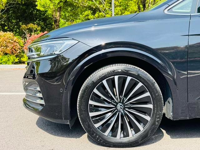 Volkswagen Viloran 2020 380TSI Премиум-версия интерьер фото 20