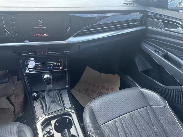 Volkswagen Passat 2023 Reforma 330TSI Edición Star Elite interior foto 10 Volkswagen Passat 2023 Reforma 330TSI Edición Star Elite interior foto 10
