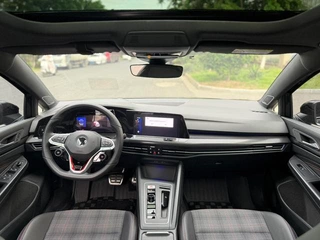 Volkswagen Golf GTI 2021 380TSI DSG GTI interior photo 11
