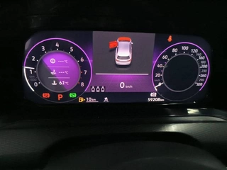 Volkswagen Golf GTI 2021 380TSI DSG GTI interior photo 14