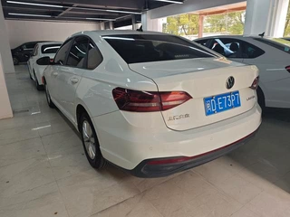 Volkswagen Lavida 2023 Reforma 1.5L Versión automática exterior foto 3 Volkswagen Lavida 2023 Reforma 1.5L Versión automática exterior foto 3