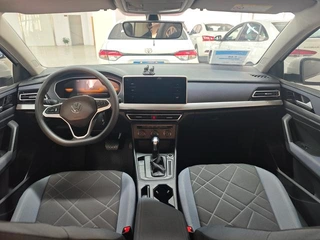Volkswagen Lavida 2023 Reforma 1.5L Versión automática interior foto 8 Volkswagen Lavida 2023 Reforma 1.5L Versión automática interior foto 8