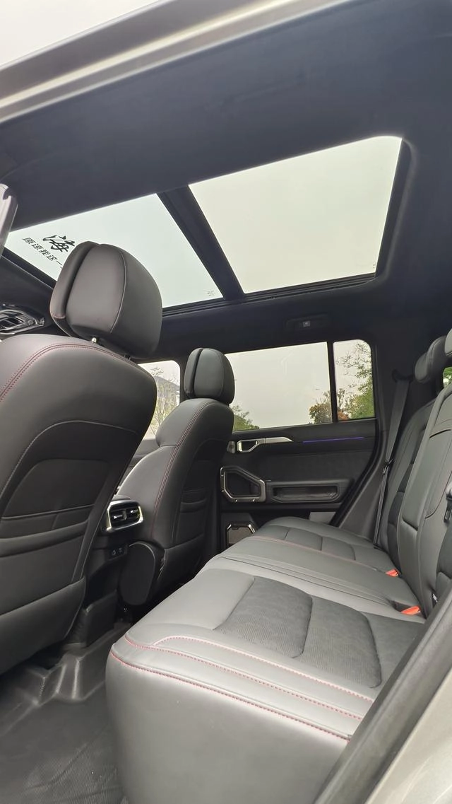 Jetour T2 2023 2.0TD Four-wheel drive Time travel PRO interior photo 12