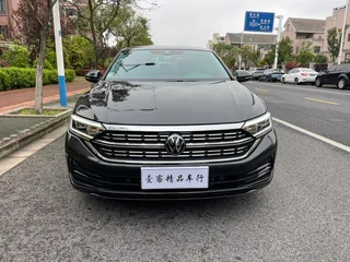 Volkswagen Sagitar 2025 300TSI DSG Превосходная версия экстерьер фото 2 Volkswagen Sagitar 2025 300TSI DSG Превосходная версия экстерьер фото 2