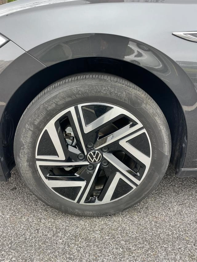 Volkswagen Sagitar 2025 300TSI DSG Превосходная версия экстерьер фото 4 Volkswagen Sagitar 2025 300TSI DSG Превосходная версия экстерьер фото 4
