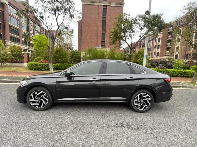 Volkswagen Sagitar 2025 300TSI DSG Превосходная версия интерьер фото 11 Volkswagen Sagitar 2025 300TSI DSG Превосходная версия интерьер фото 11