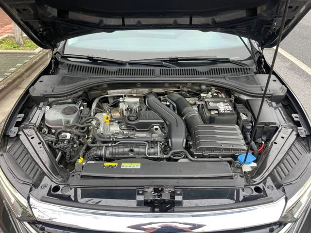 Volkswagen Sagitar 2025 300TSI DSG Превосходная версия интерьер фото 16 Volkswagen Sagitar 2025 300TSI DSG Превосходная версия интерьер фото 16