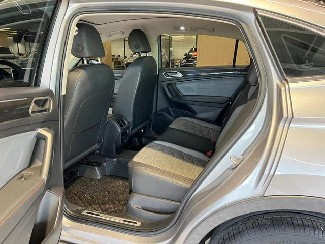 Volkswagen Tiguan X 2022 330TSI Versión principal exterior foto 7