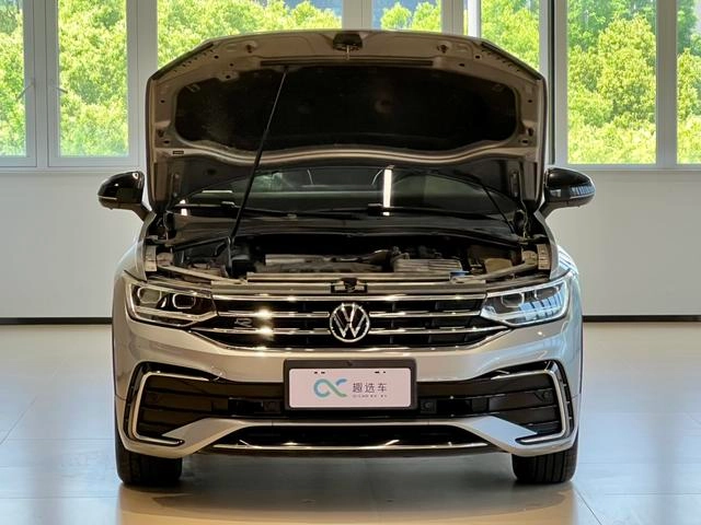 Volkswagen Tiguan X 2022 330TSI Versión principal interior foto 15