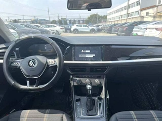 Volkswagen Lavida 2022 280TSI DSG Versión cómoda interior foto 8